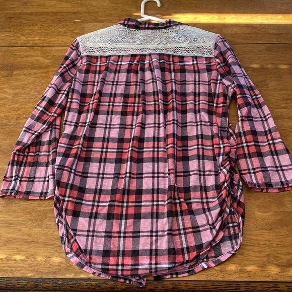 Pink tee - Picture 4 of 4